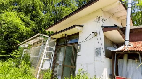 Miyako City, Kuzakai 2nd District, Matsukusa Station, single-story building, 4K