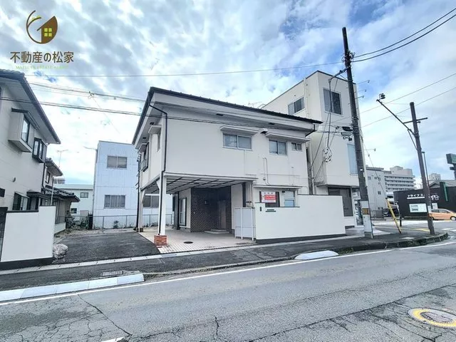 ◆ 1 minute on foot to National Route 17 ♪ ◆ Parallel parking for 2 cars possible ♪ ◆ Rich surrounding environment ♪