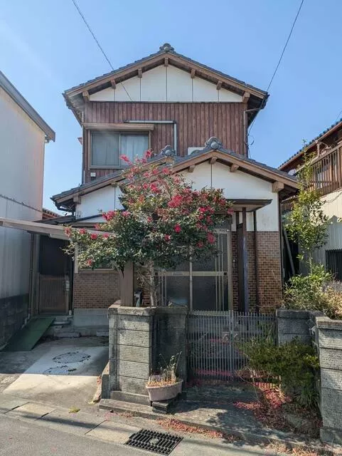 Matsusaka City, Kubota Town (Matsusaka Station) 2-story building 4K