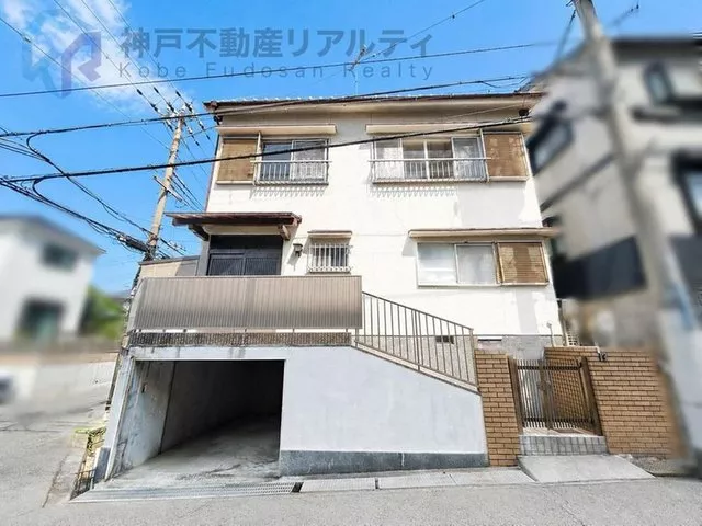 ≪24-hour online viewing reservation available≫ Good sunlight and ventilation due to corner lot ♪ With sunroom ♪