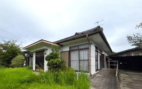 Kobayashi City, Hosono (Kobayashi Station) Single-story building 6DK