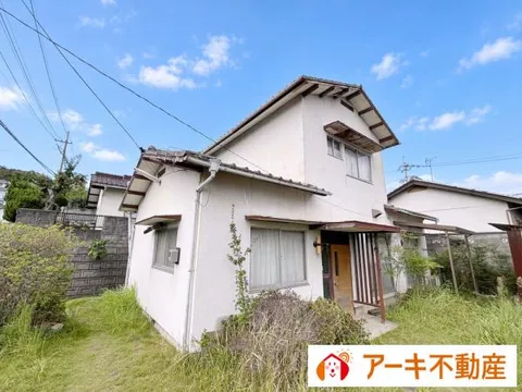 Okayama City, Naka Ward, Maruyama (Higashiyama, Okayaden Museum Station) 2-story building 6DK