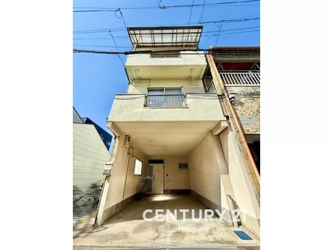【Viewing reservations now accepted】 Built in 1992, wooden 3-story building☆ Parking available for one car☆