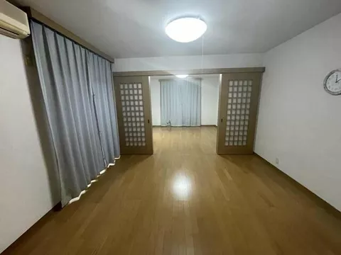 Tsuruga City, Fujigaoka-cho (Tsuruga Station) 2-story 5SLDK - Image 3