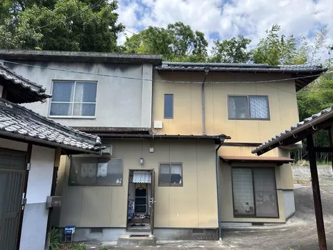 Mitoyo City, Takase Town, Kamitakase (Takase Station) 2-story building 9K