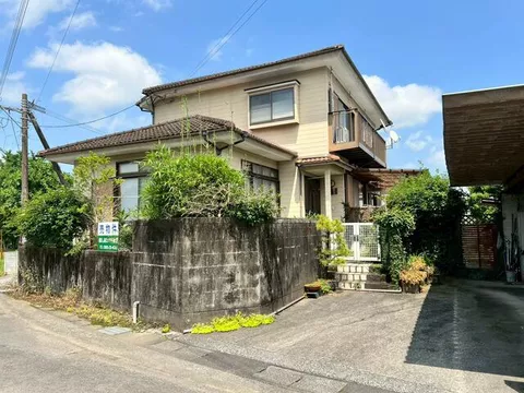 Takahama, Takaoka-cho, Miyazaki City 2-story 5LDK