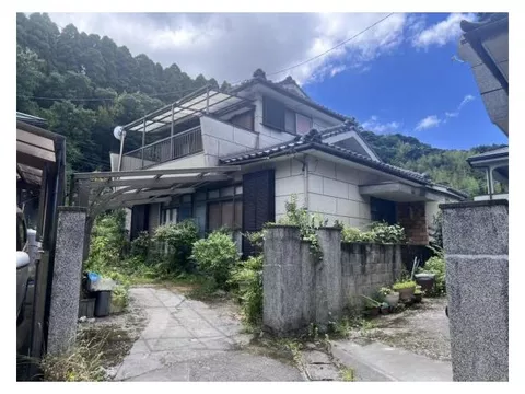 Higashisakamoto 4 (Kagoshima Ekimae Station) 2,980,000 yen