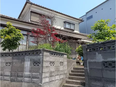 Matsuhama Honcho 3 (Shin'azaki Station) 2,900,000 yen