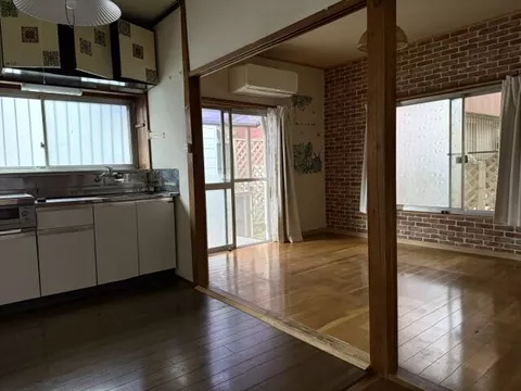 Kuramatsu 1-chome, Sugito Town, Kitakatsushika District (Tobu Dobutsu Koen Station) 2-story building 3DK