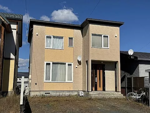 Used single-family home Suehirocho 384 for sale