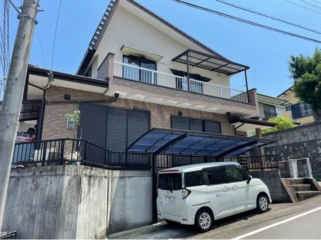 A renovated single-family home in a quiet residential area♪
