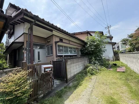 Takasaki City, Uenakakuchi Town (Takasaki Station) 2-story building 4DK