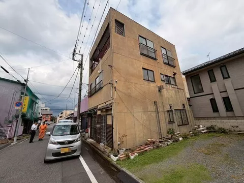 Maebashi City, Jotocho 4-chome (Chuo-Maebashi Station) 3-story building 4LDK