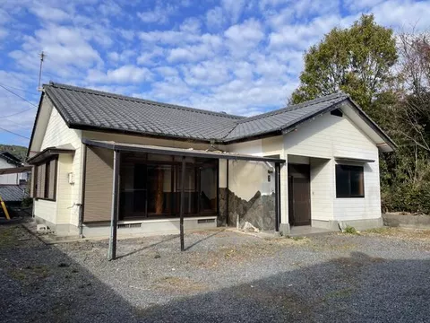 Nobeoka City, Inabazaki Town 3-chome (Nobeoka Station), 1-story building, 4DK