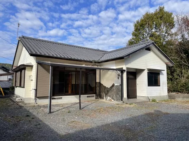 Nobeoka City, Inabazaki Town 3-chome (Nobeoka Station), 1-story building, 4DK
