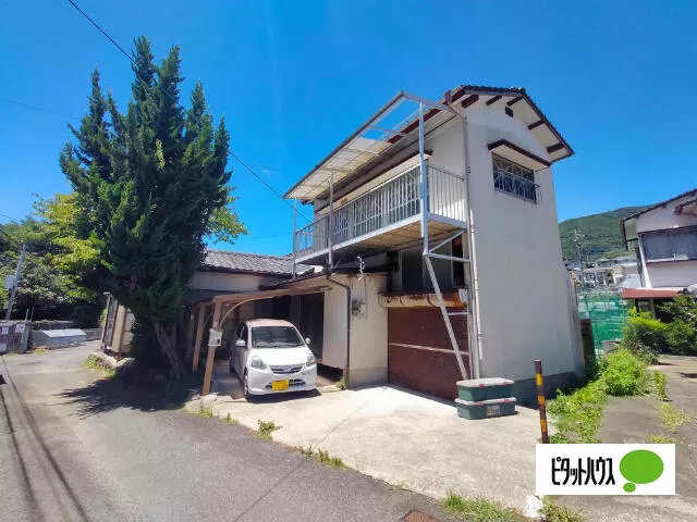 Sasebo City, Hi-u Town (Hi-u Station) 2-story building 6DK