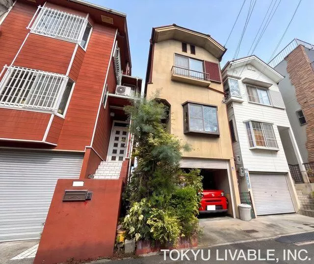 Kadoma City, Sengoku Higashimachi (Oowada Station) 3-story 4DK