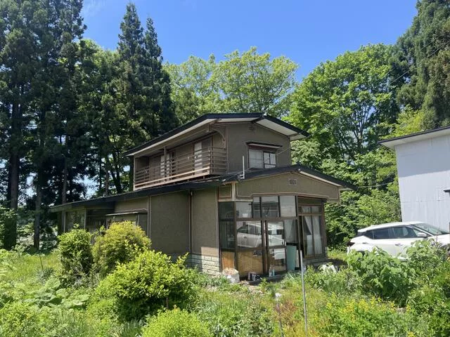 Waki Kami, Tsukanodai, Kitaakita City (Takanosu Station) 2-story 6DK
