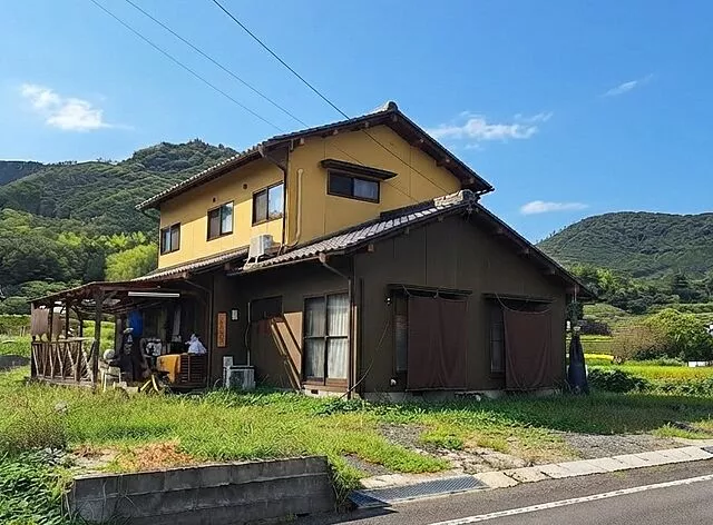 Used single-family home in Tsuyama City, Kamiyokono