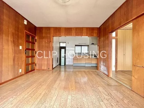 ◇7 minutes on foot to Odakyu Line "Isehara" Station◇Spacious land area of 72 tsubo