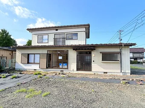 Used single-family home in Hanamaki City, Ishidoriya Town, Koji 8th District