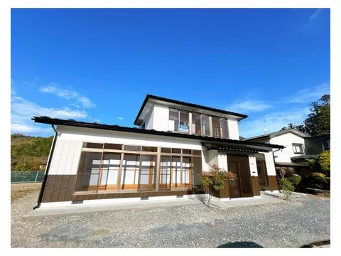 [Open House Held] [Interior and exterior renovation completed] [New water facilities replaced] 4 standard cars in parallel