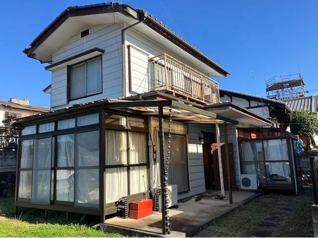 Uedawara Town 3 million yen