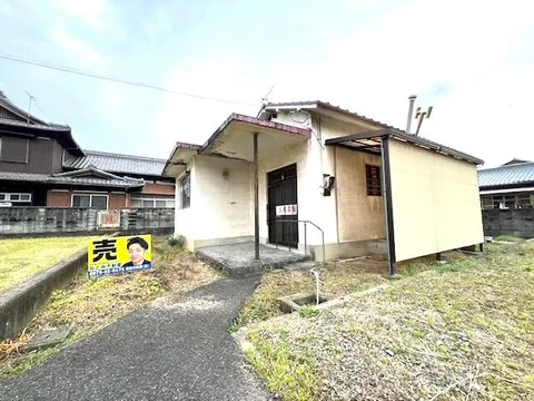 Tsuji, Yamamoto-cho, Mitoyo-shi, Aichi (Motoyama Sta.) Single story house, 4DK

1.8 million yen