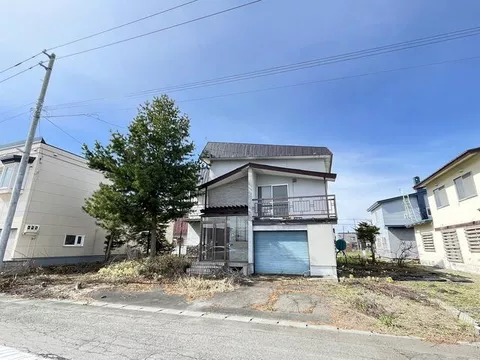 Iwamizawa City, Shibun-machi 2-jo 6-chome 2-story building 4LDK