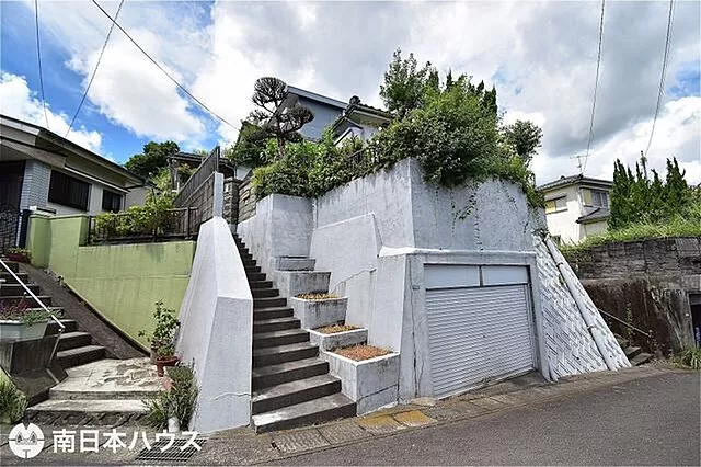 Used single-family home Tanagameda 2-chome, used house