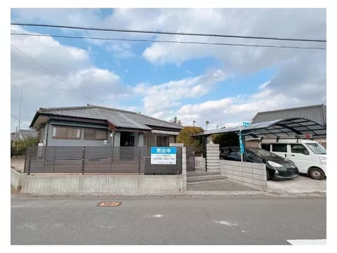 Tour】There are plans for interior and exterior remodeling / Move-in by the end of the year / One-story building / New earthquake-proof / Water circulation