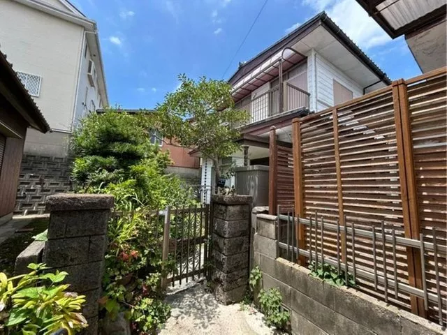 7.5 million yen for a 3LDK used house that can be remodeled to your liking, just 6 minutes on foot from Aoyama Station!