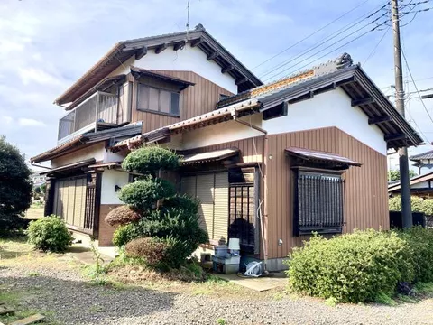 Moriya City Takano (Moriya Station) two-story building 6DK