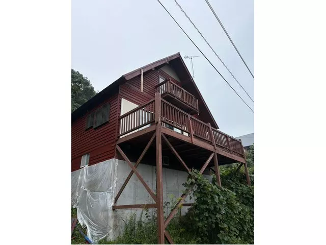 This is a villa in Amase♪ The view from the wooden deck is wonderful and it is a villa rich in nature(^^)