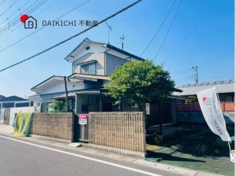 9 minutes on foot from "Kurihashi" station on the JR Tohoku Main Line and Tobu Nikko Line!!