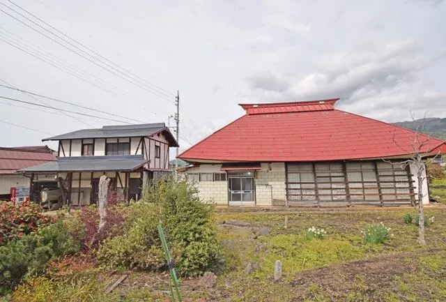 Kijimadaira Village, Shimotakai District, Oaza Kamikijima (Iiyama Station) Single-story building 5DK