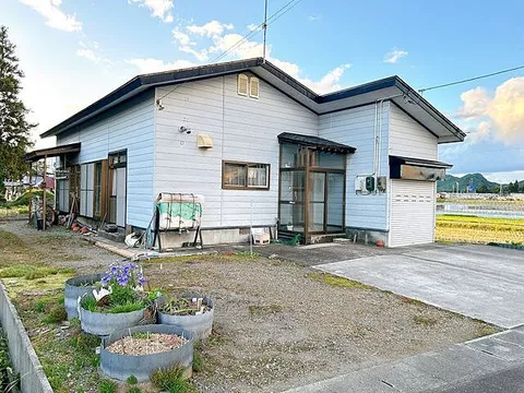 Used single-family home in Daisen City, Yotsuya, Maeda