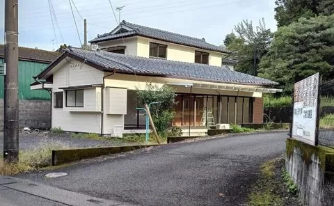 Kobayashi City, Tsutsumi (Kobayashi Station) 2-story building 6DK