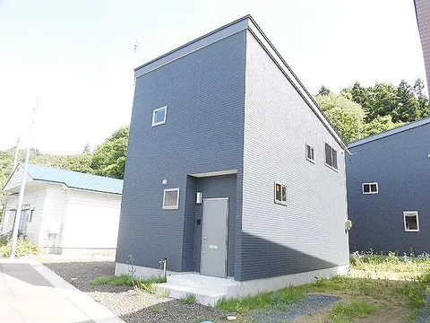 Used single-family home, 26 minutes on foot from JR Ou Main Line Akita Station