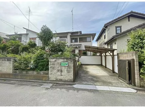 ◆Spacious home with a 55 tsubo lot☆Enjoy gardening and home farming in the south garden♪