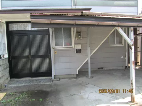 Aizuwakamatsu City, Kamisugimachi Higashikido (Aizuwakamatsu Station) 2-story building 5DK