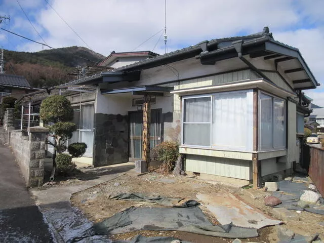 Tatsuno Town, Ina County, Ina Tomi (Miyaki Station) Single-story building 3K