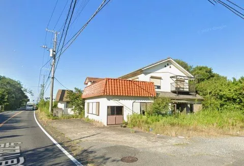 Sanbu County, Kujukuri Town, Sakuda (Kume Station) 2-story 4LDK