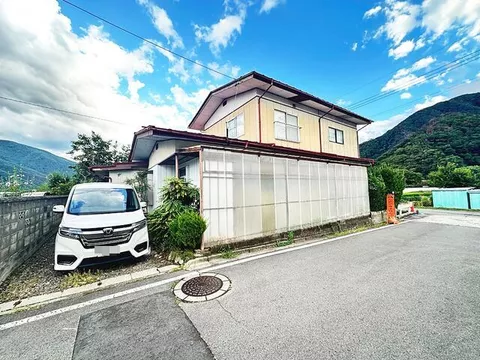 Chikuma City, Oaza Wakamiya (Togura Station) 2-story 6LDK