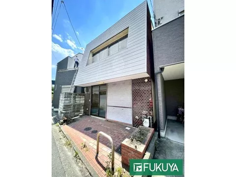 ◆About a 4-minute walk to the main street! It can also be considered as a site for rebuilding♪