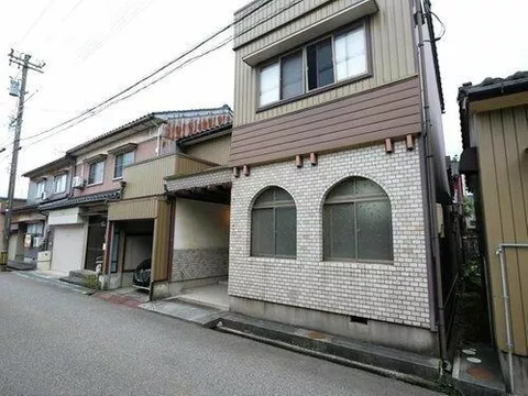 Takaoka City, Shimokokuno (Daiichi Inn Shinminato Cross Bay Mae Station) 2-story building 8K