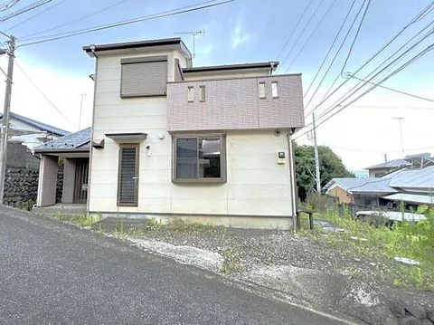 Used single-family home in Tsukahara, Minamiashigara City