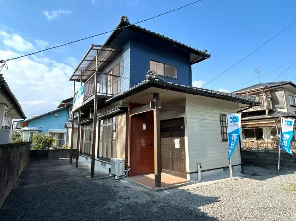 Kobayashi City, Tsutsumi (Hirohara Station) 2-story building 3LDK