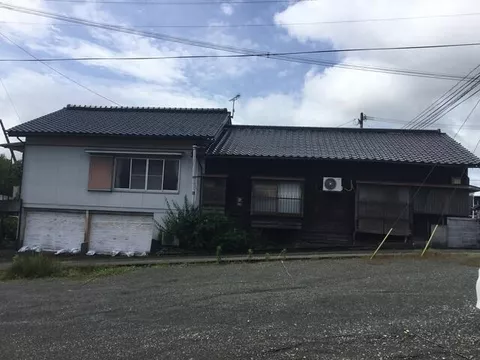 Satsumasendai City, Hiwaki Town, Ichihino (Kawauchi Station), 2-story building, 8DK
