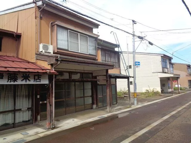 Nakacho 2 (Takada Station) 5 million yen